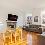 Sg, Classic Knightsbridge Loft Apartment