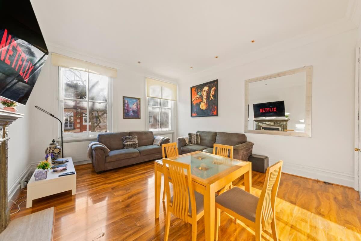 Sg, Classic Knightsbridge Loft * London